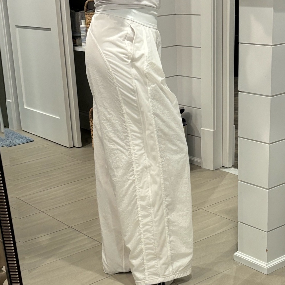 lululemon high waist, wide leg pants, size 4, inseam 29”